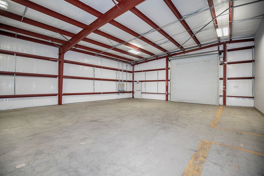 More Photos Of 1201 Butler Rd, League City Warehouse For Sale
