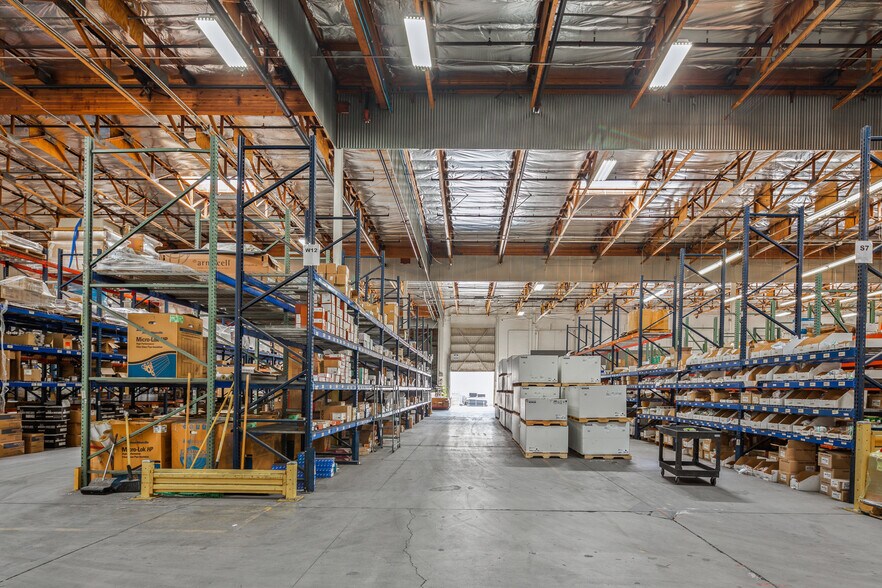 More Photos Of 10509 Business Dr, Fontana Warehouse For Lease