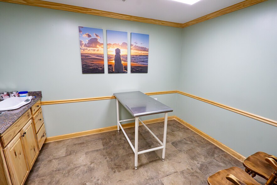 More Photos Of 191 Wallins Corners Rd, Amsterdam Healthcare For Sale