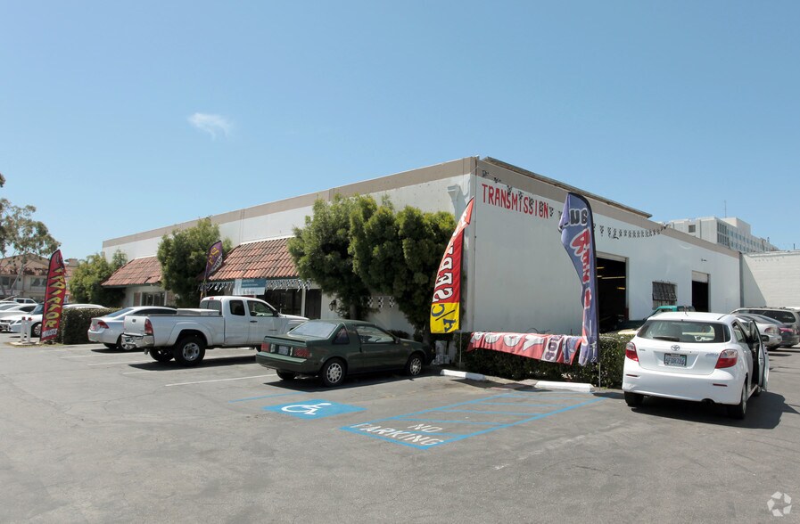 More Photos Of 800 W Carson St, Torrance Unknown For Lease