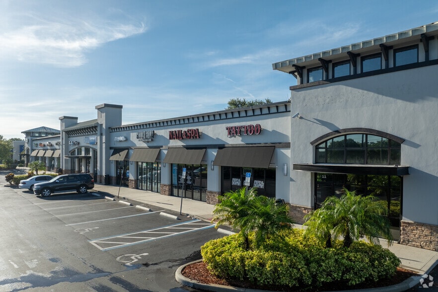 More Photos Of 1084 Lee Rd, Orlando Unknown For Lease