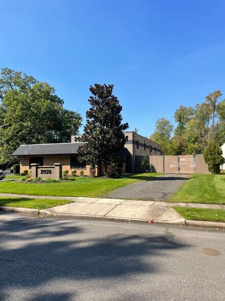 More Photos Of 2050 Fairfax Ave, Cherry Hill Light Distribution For Lease