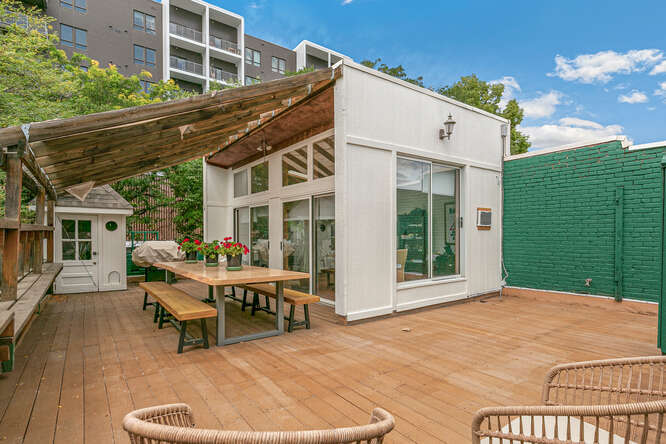 More Photos Of 1658-1668 N Lafayette St, Denver Office For Sale