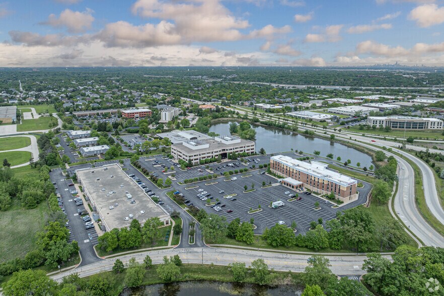 More Photos Of 150 Harvester Dr, Burr Ridge Office For Lease