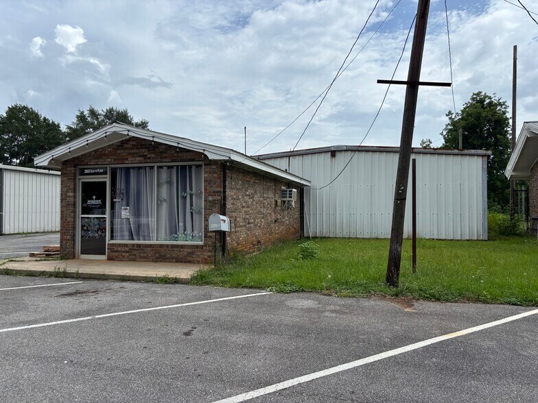 More Photos Of 3873 Commerce st, Jay General Retail For Sale