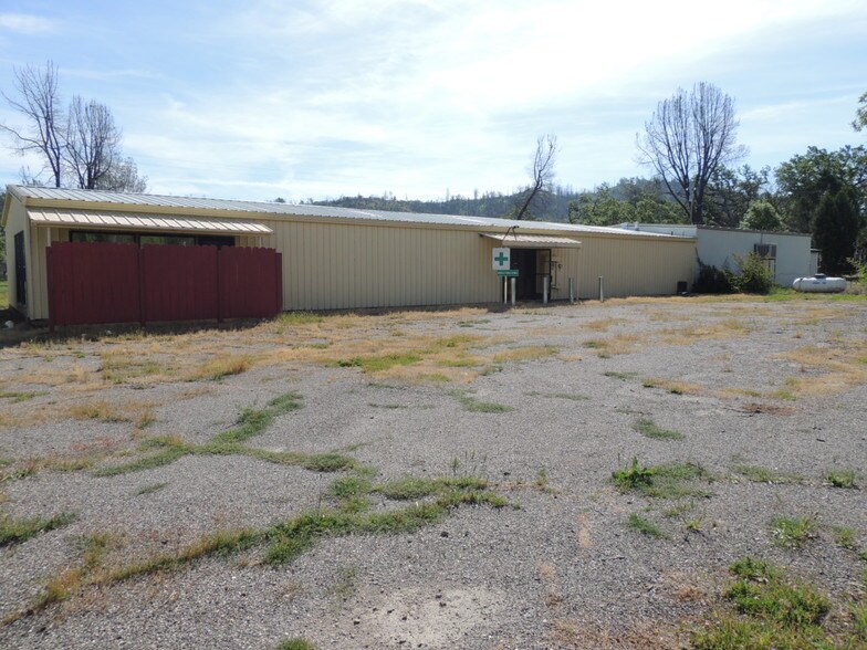 More Photos Of 21720 S State Highway 29, Middletown Storefront Retail Office For Sale