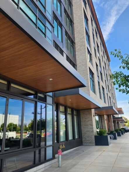 More Photos Of 1015 W Columbia Way, Vancouver Assisted Living For Lease