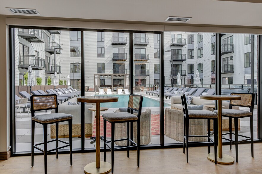 More Photos Of 416 N Kirkwood Rd, Kirkwood Apartments For Sale