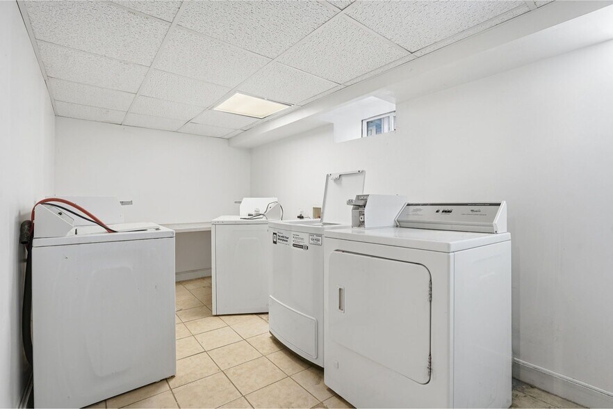 More Photos Of 7 Tremont Ave, Binghamton Apartments For Sale