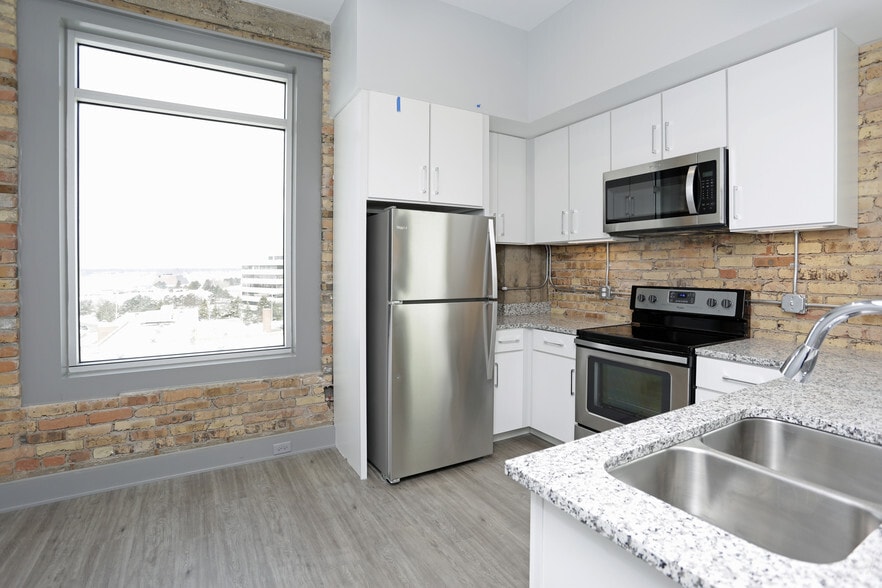 More Photos Of 285 Western Ave, Muskegon Apartments For Lease