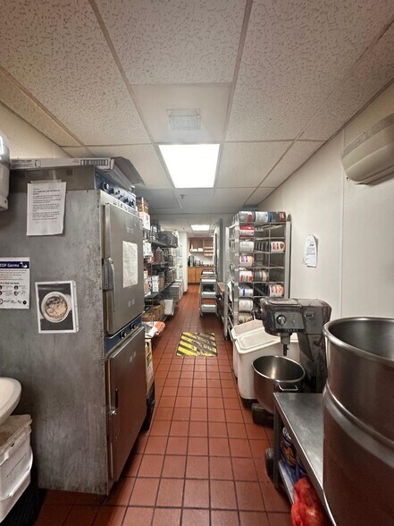 More Photos Of 3141 King W Ave, Billings Mixed Retail For Lease