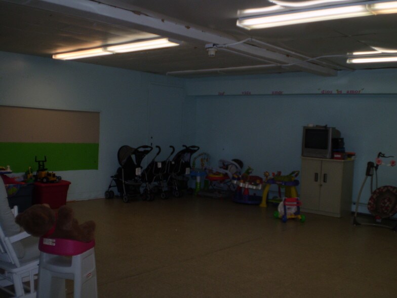 More Photos Of 702-704 Broad St, Central Falls Storefront Retail Residential For Sale