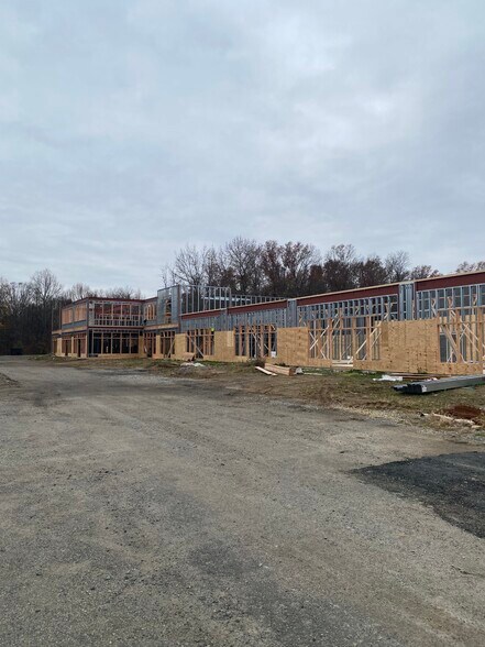 More Photos Of 1180 Bloomfield Ave, Caldwell Freestanding For Lease