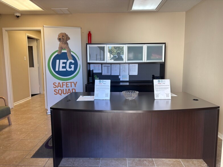 More Photos Of 4181 Magnolia St, Pearland Manufacturing For Lease