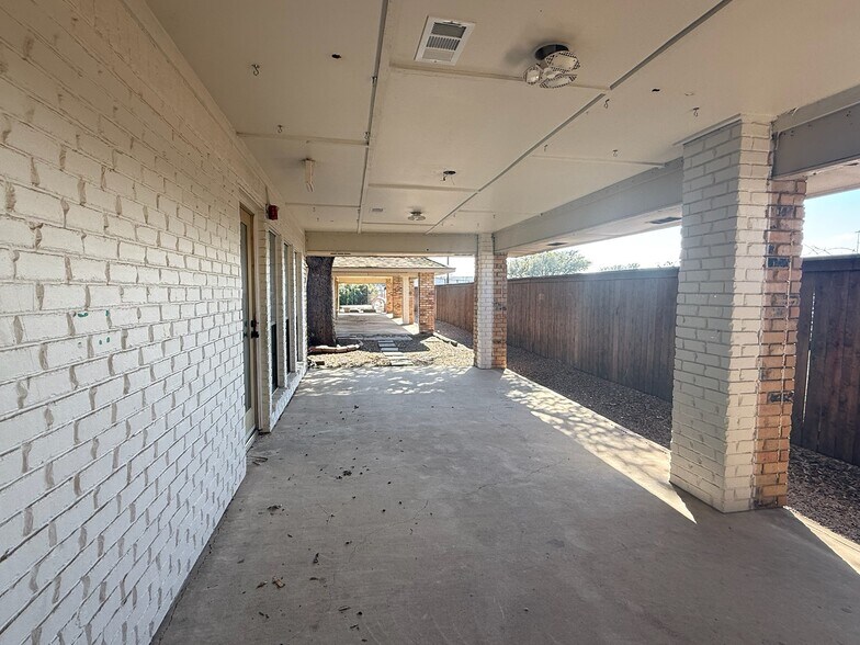 More Photos Of 1935 Old Denton Rd, Carrollton Daycare Center For Sale