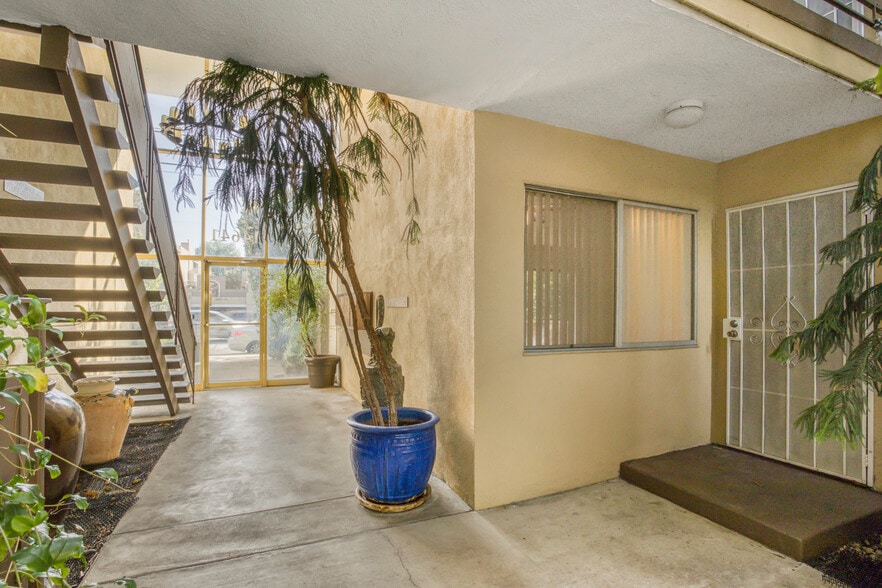More Photos Of 14641 Magnolia Blvd, Sherman Oaks Apartments For Sale
