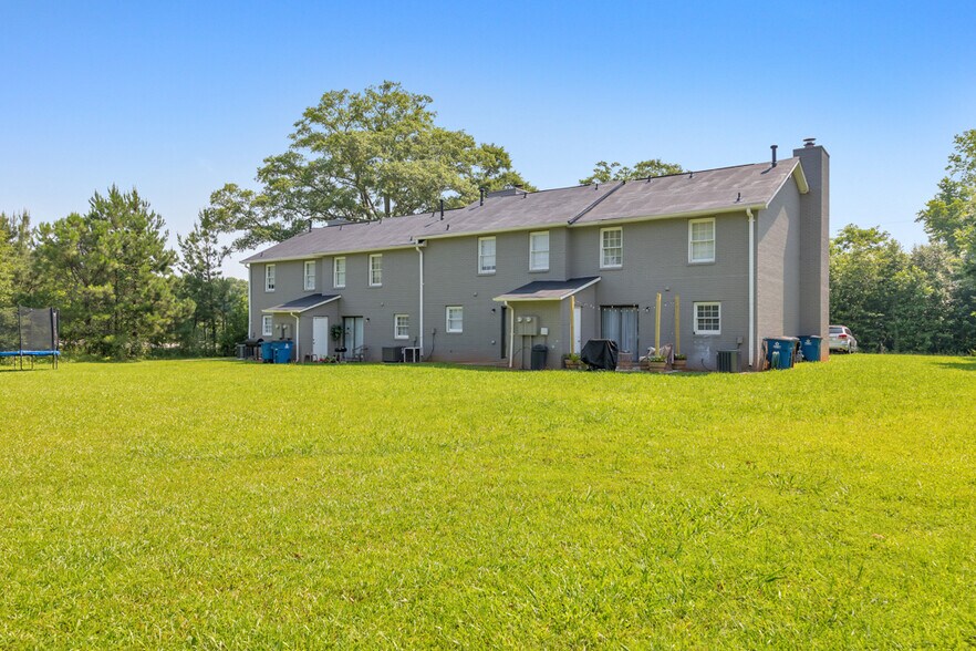 More Photos Of 122 Toby Springs Ln, McDonough Apartments For Sale