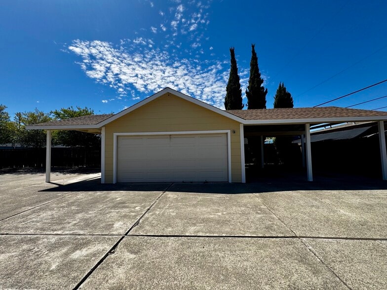 More Photos Of 26047 Gading Rd, Hayward Apartments For Sale