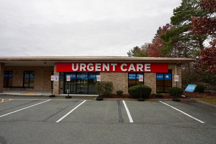 More Photos Of 1340 Belmont St, Brockton Medical For Lease