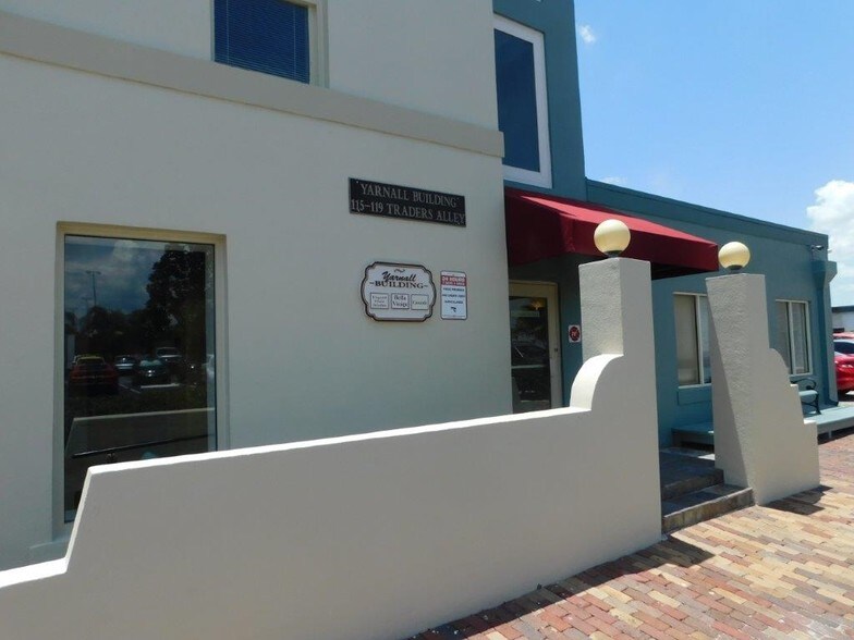 More Photos Of 120 E Pine St, Lakeland Office For Lease