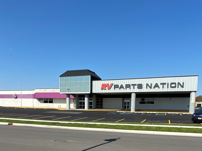 More Photos Of 3101-3227 Northview Dr, Elkhart Unknown For Lease