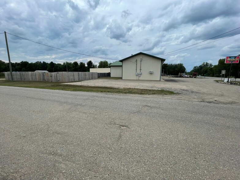More Photos Of 505 N Cass St, Morley Auto Repair For Sale