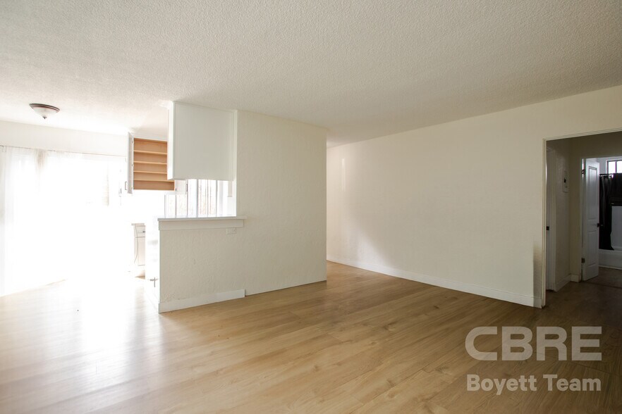 More Photos Of 5933 Barton Ave, Los Angeles Apartments For Sale