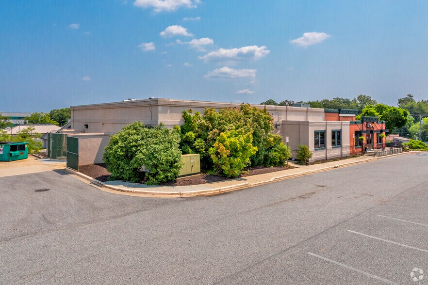 More Photos Of 14050-14368 Baltimore Ave, Laurel Unknown For Lease