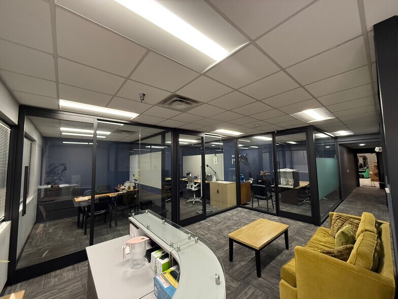 More Photos Of 21620 N 26th Ave, Phoenix Warehouse For Sale