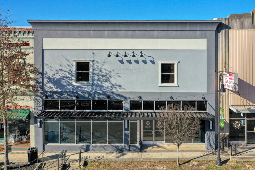 More Photos Of 1077 S Main St, Milan Storefront Retail Office For Sale