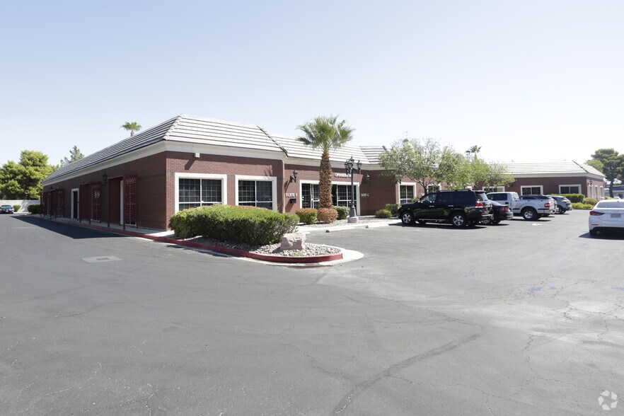 More Photos Of 630 S Rancho Dr, Las Vegas Medical For Lease
