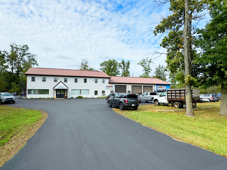 Primary Photo Of 8044 Easton Rd, Ottsville Auto Repair For Lease