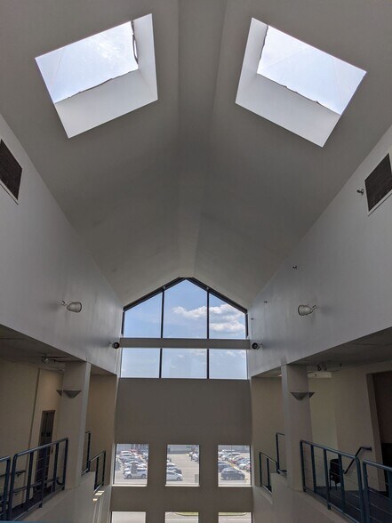 More Photos Of 185 Alewife Brook Pky, Cambridge Office For Lease