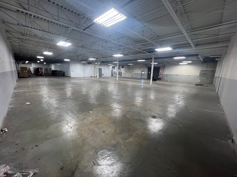 More Photos Of 740 Driving Park Ave, Rochester Light Manufacturing For Lease