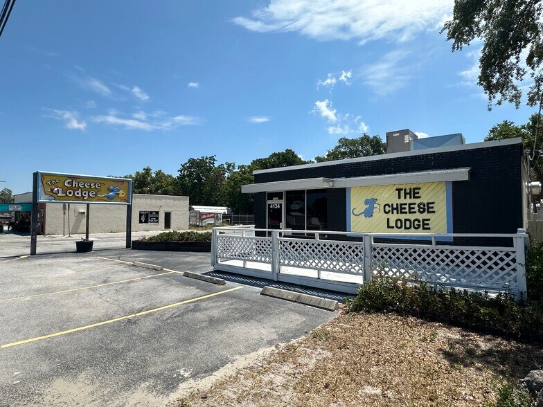 More Photos Of 4134 Grand Blvd, New Port Richey General Retail For Sale