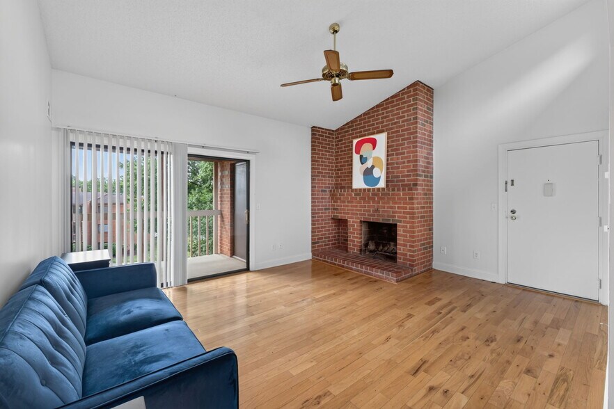 More Photos Of 125 Turtle Creek Rd, Charlottesville Apartments For Sale