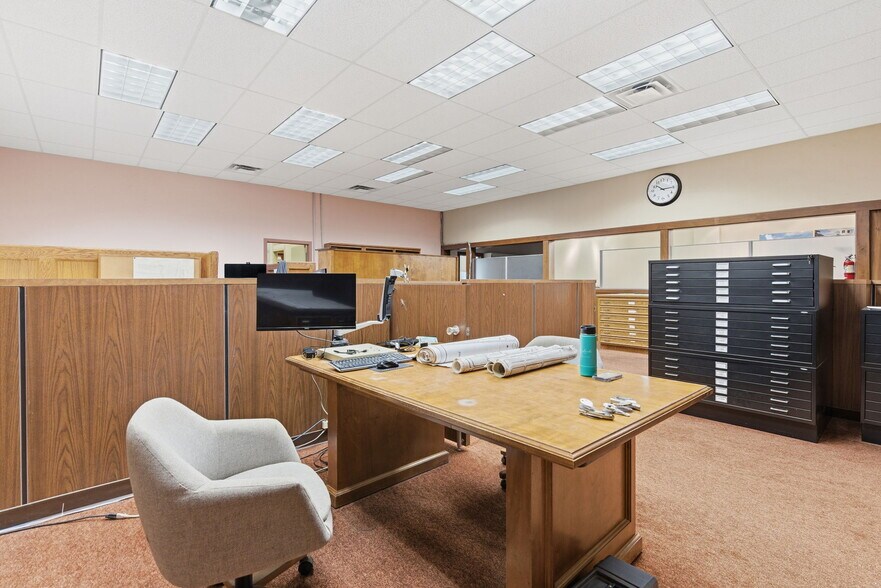 More Photos Of 1025 Central Ave, Tracy Medical For Sale