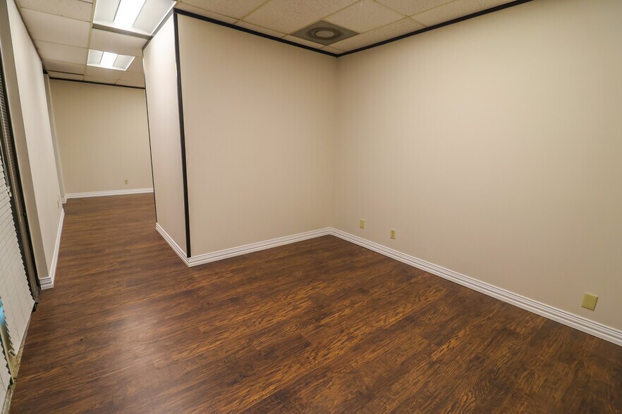 More Photos Of 13131 Champions Dr, Houston Medical For Lease