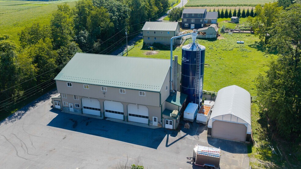 More Photos Of 197 Pencroft Dr N, Holtwood Industrial For Sale