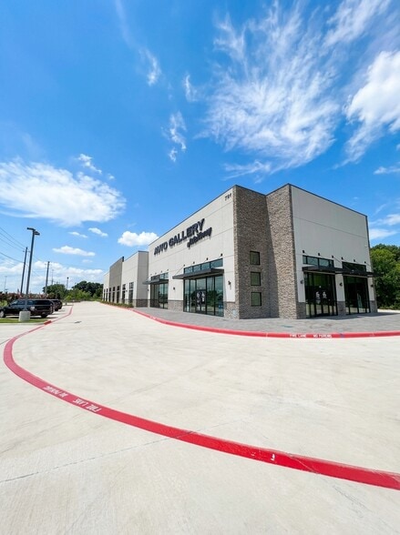Primary Photo Of 751 N Central Expy, Mc Kinney Auto Dealership For Sale