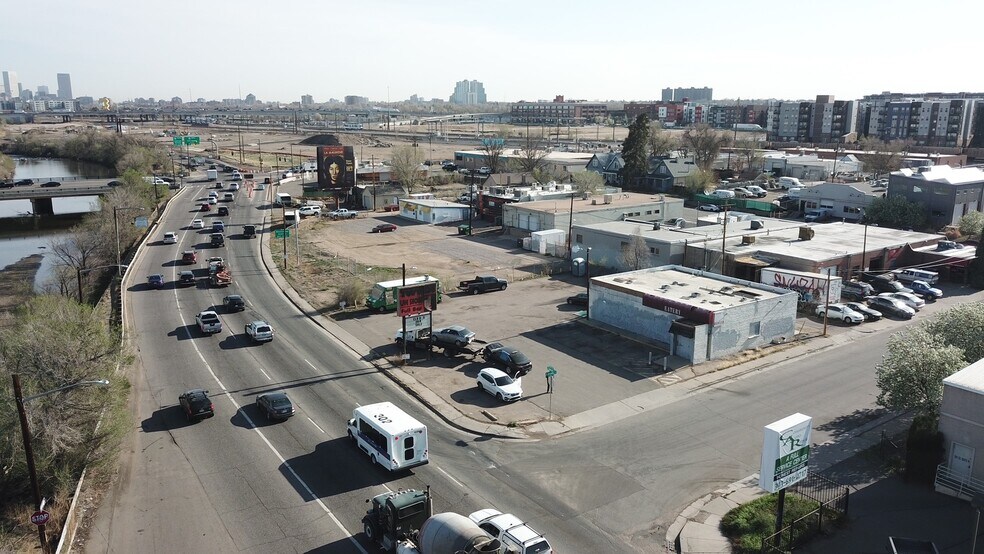 More Photos Of 1196 S Santa Fe Dr, Denver Bar For Lease