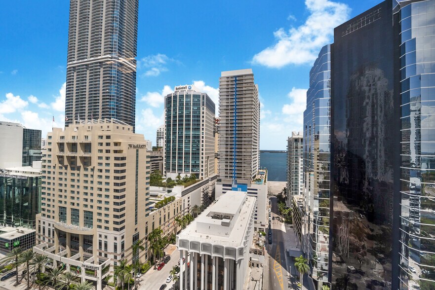 More Photos Of 1200 Brickell Ave, Miami Office For Lease