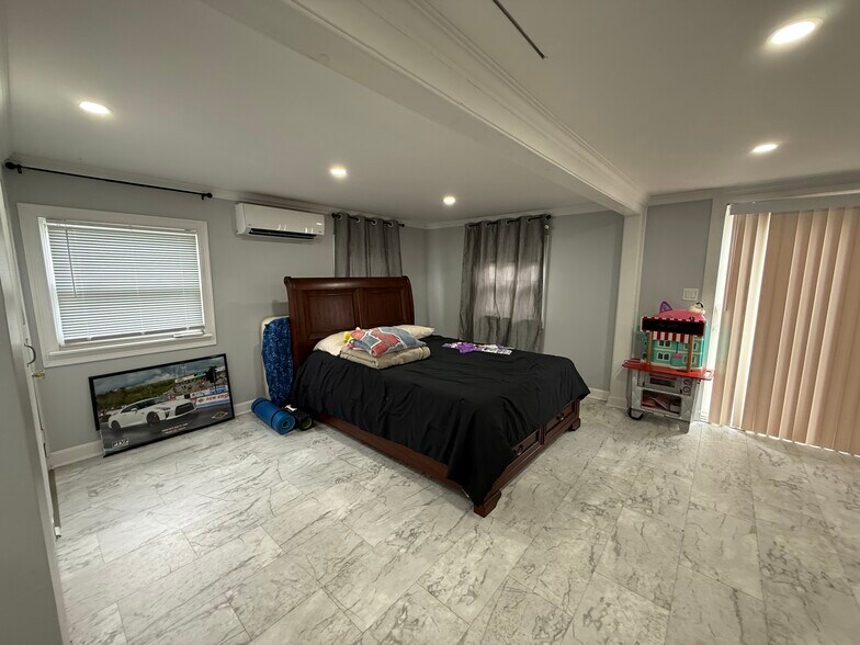 More Photos Of 23 Nickerson Rd, Ashland Service For Sale