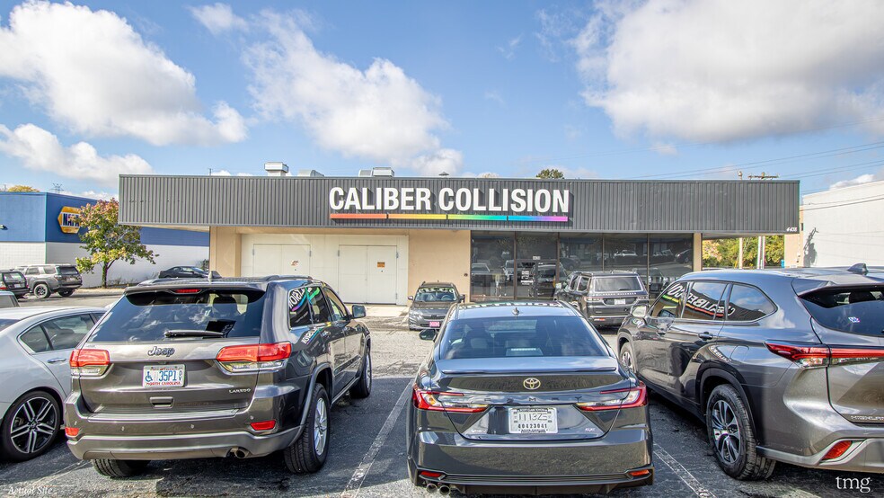 More Photos Of 4438 South Blvd, Charlotte Auto Repair For Sale