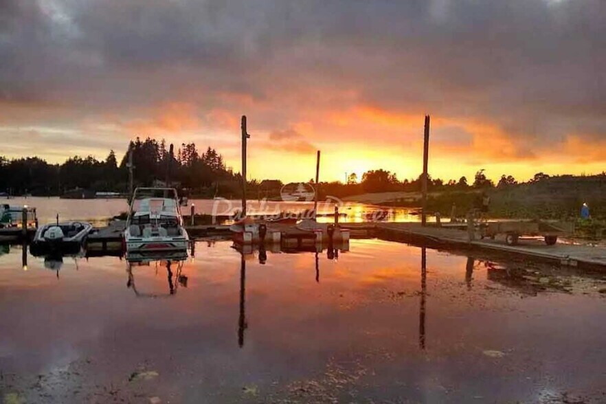 More Photos Of 1505 N Lake Rd, Lakeside Trailer Camper Park For Sale