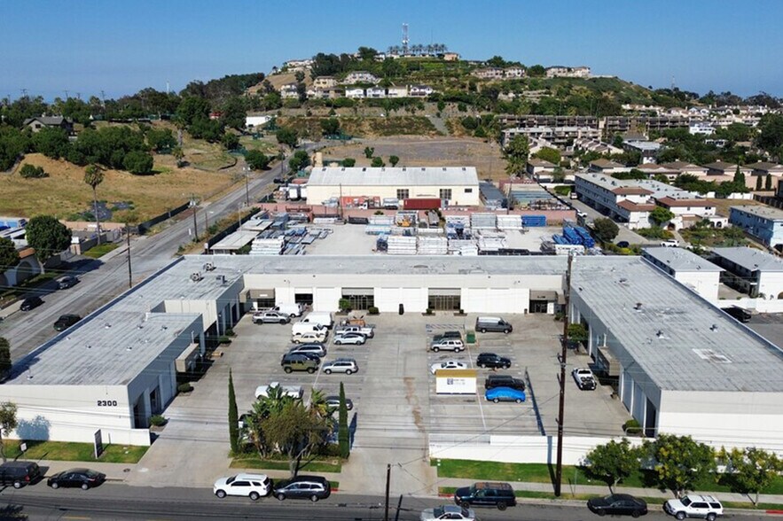 More Photos Of 2300 Walnut Ave, Signal Hill Warehouse For Sale