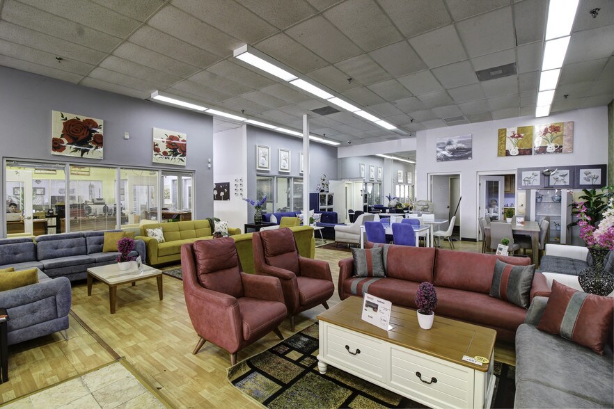 More Photos Of 3226 Hillcroft St, Houston Freestanding For Sale