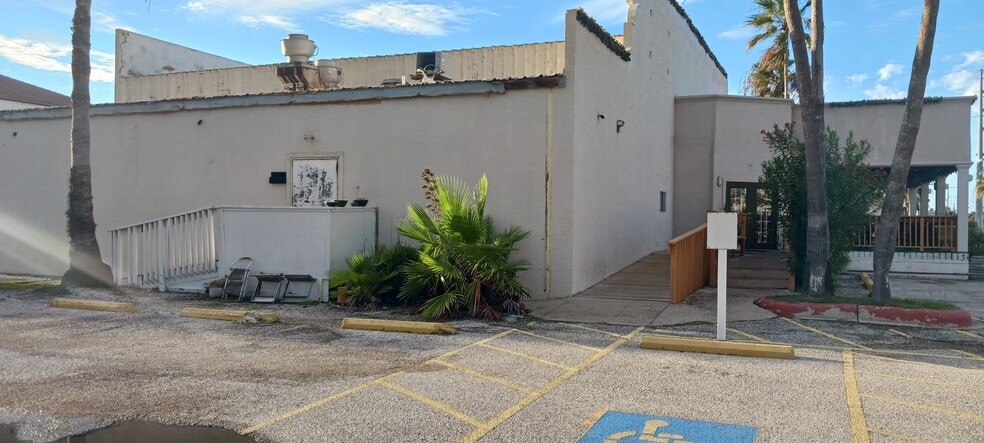 More Photos Of 4001 Padre Blvd, South Padre Island Restaurant For Lease