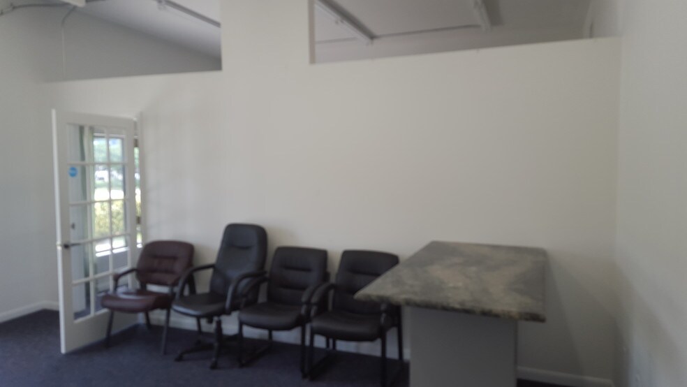 More Photos Of 3831 Tyrone Blvd N, Saint Petersburg Office For Lease