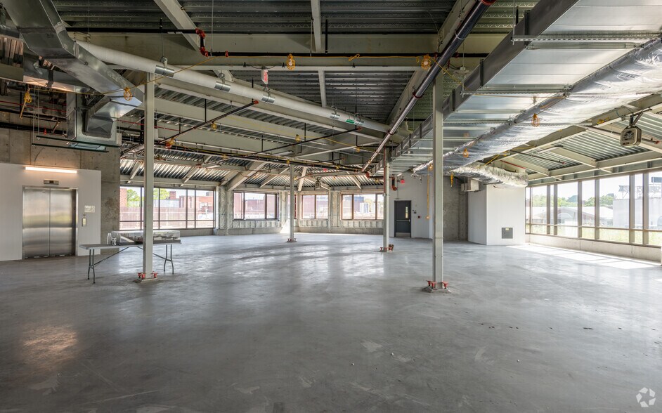 More Photos Of 18-24 Brattle St, Cambridge Office For Lease